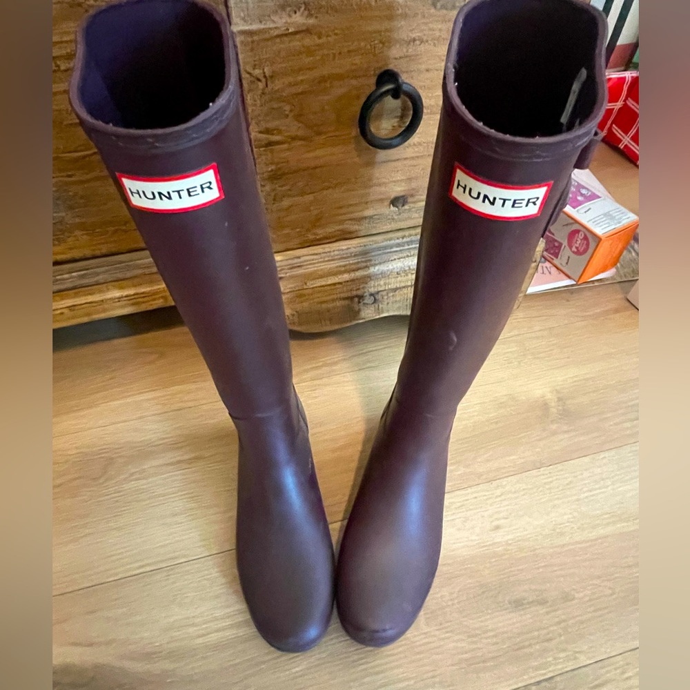 Tall Hunter rain boots!